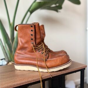 Red Wing traction tread 8” soft toe Leather Boots